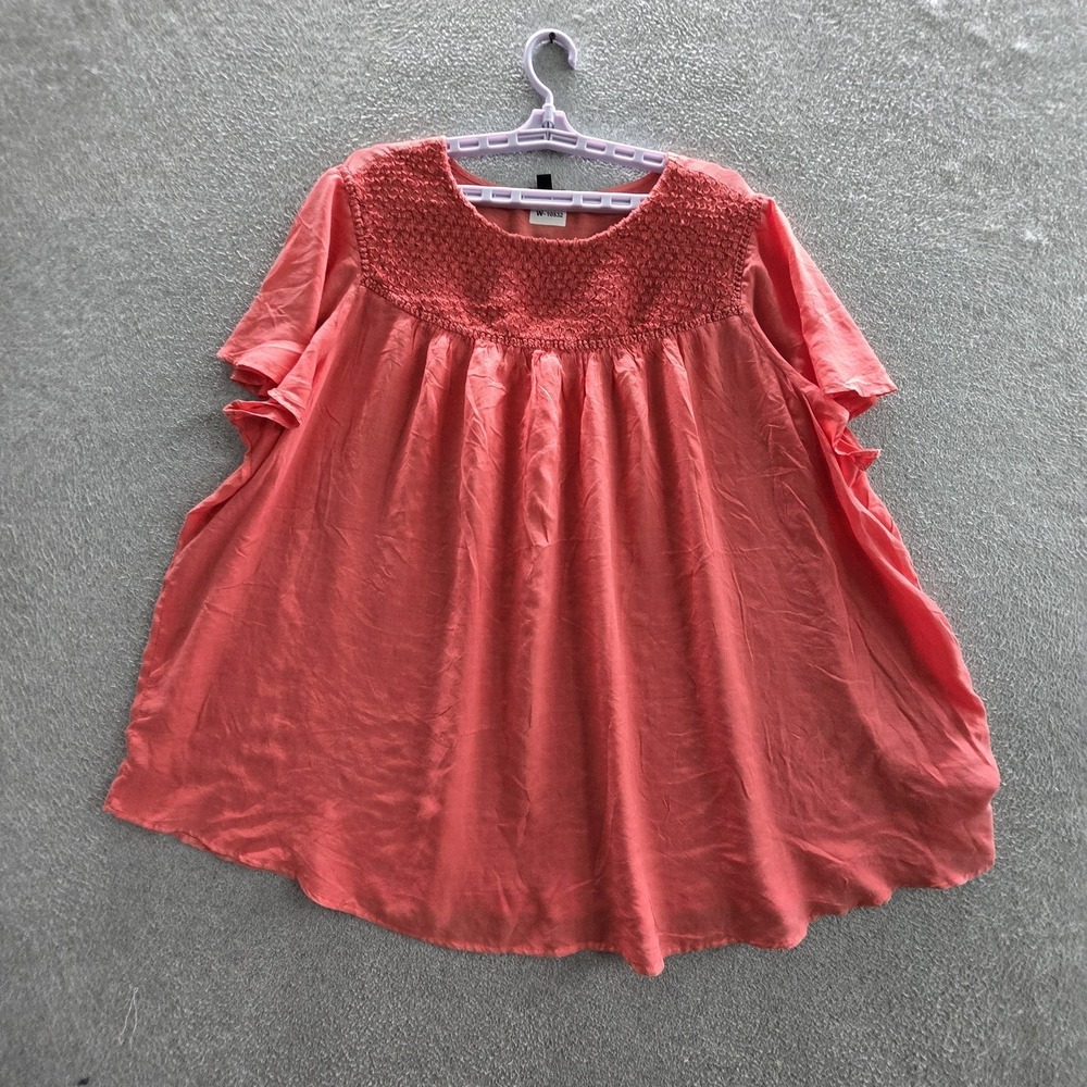 Torrid Women Blouse 3 Coral Smocked Scoop Neck Pullover Short Sleeve